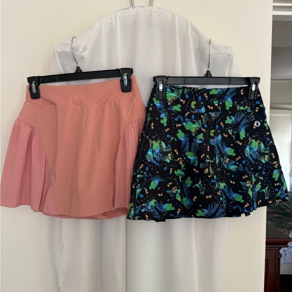 Excellent Condition Nike and Dona Jo Skorts XS